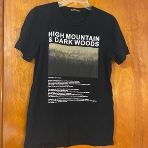 🔴3/$30🔴 Sale TOPFEELING” High Mountain Dark Woods Black Graphic T -Shirt